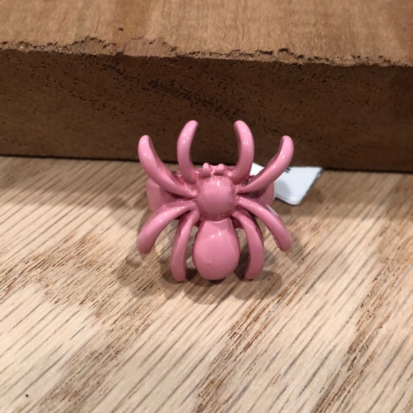 ModCloth Enamel Spider Ring - Picture 2 of 5